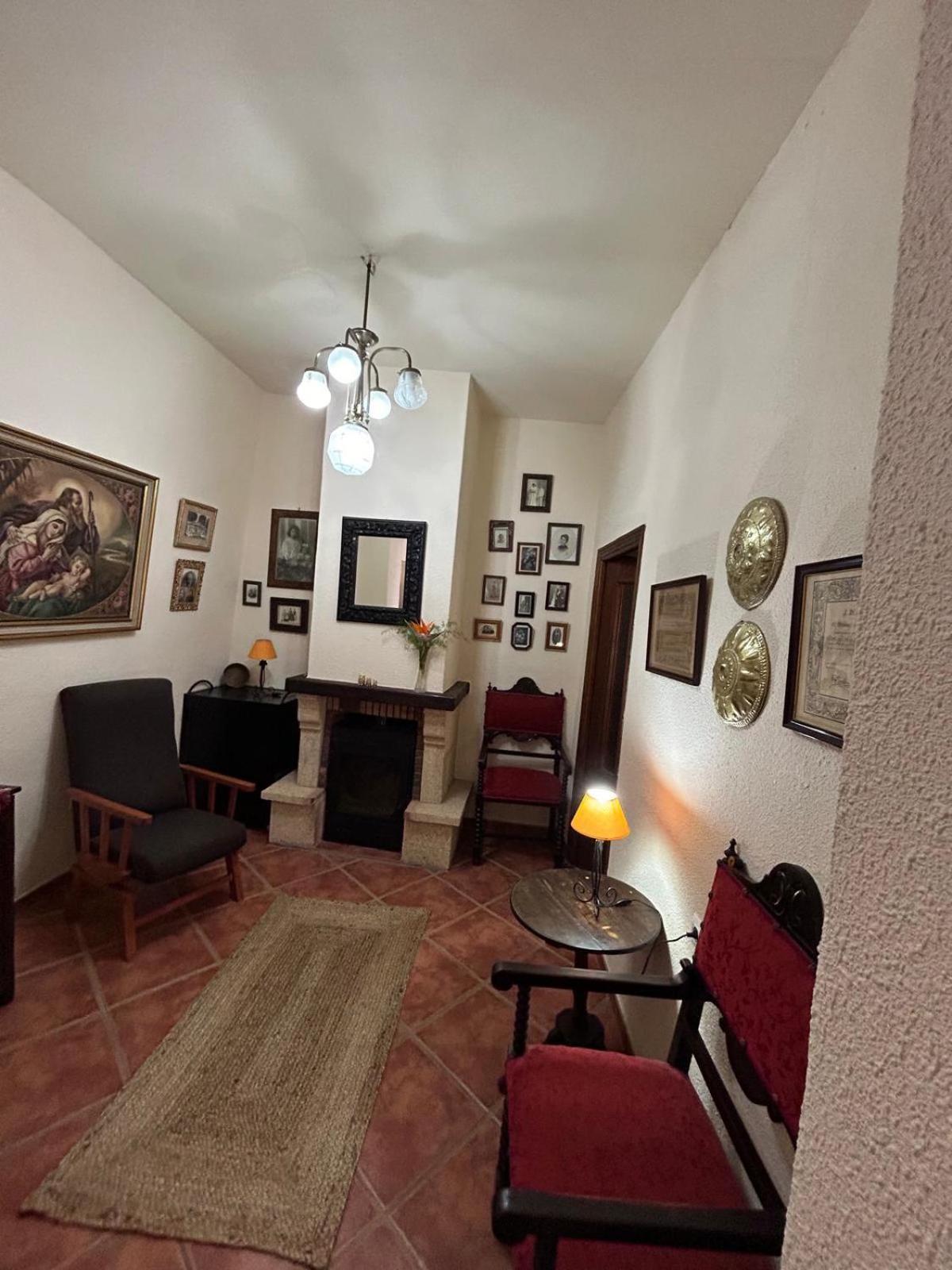 Casa Rural Tita Sacramento Hornachos ภายนอก รูปภาพ