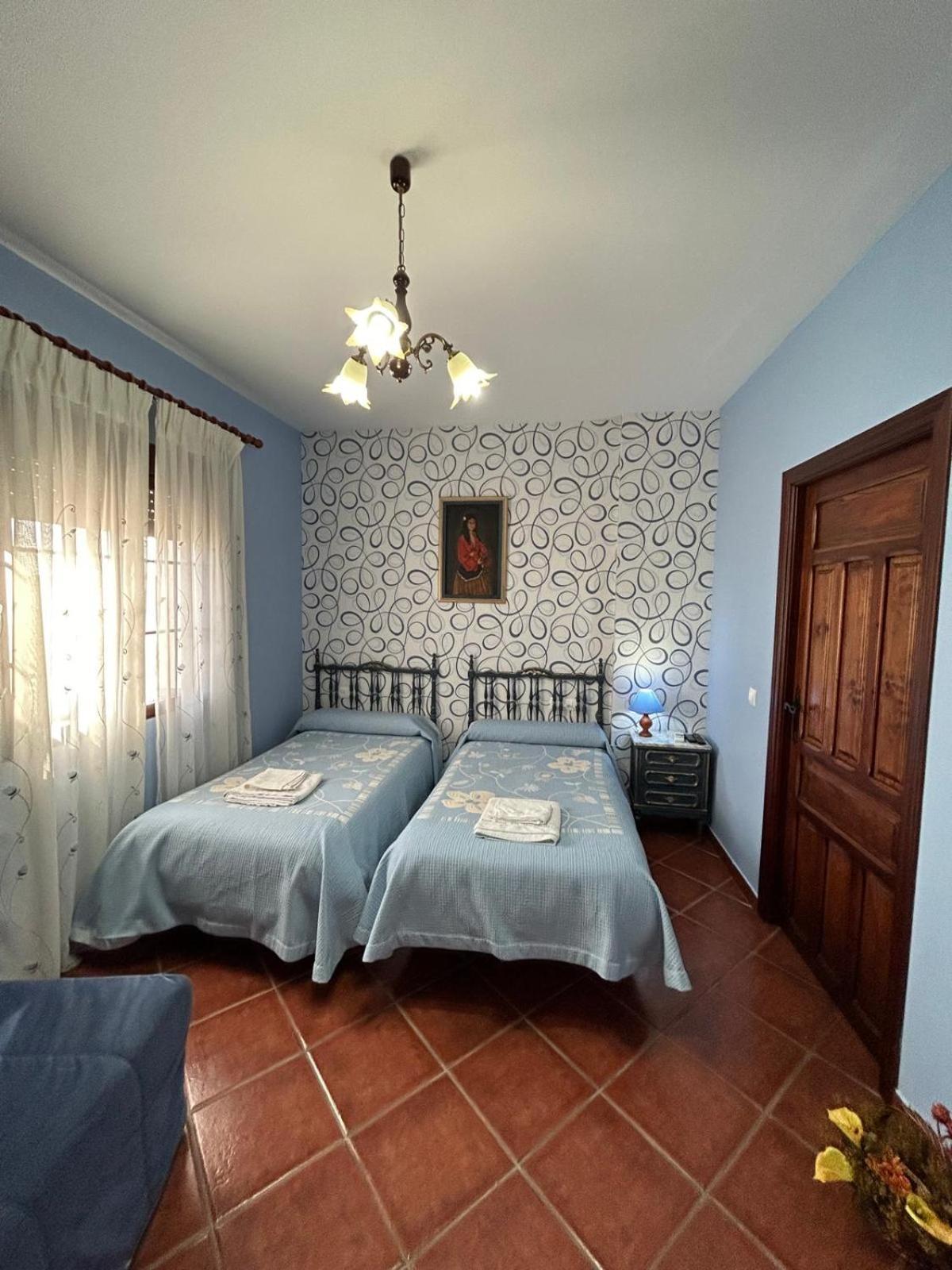 Casa Rural Tita Sacramento Hornachos ภายนอก รูปภาพ
