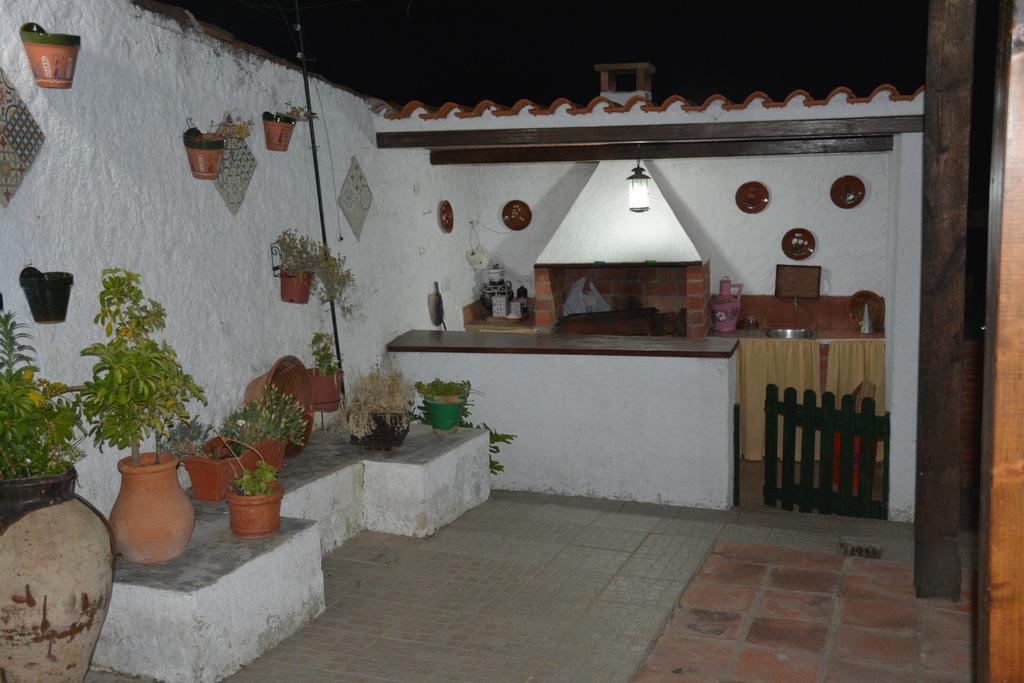 Casa Rural Tita Sacramento Hornachos ภายนอก รูปภาพ
