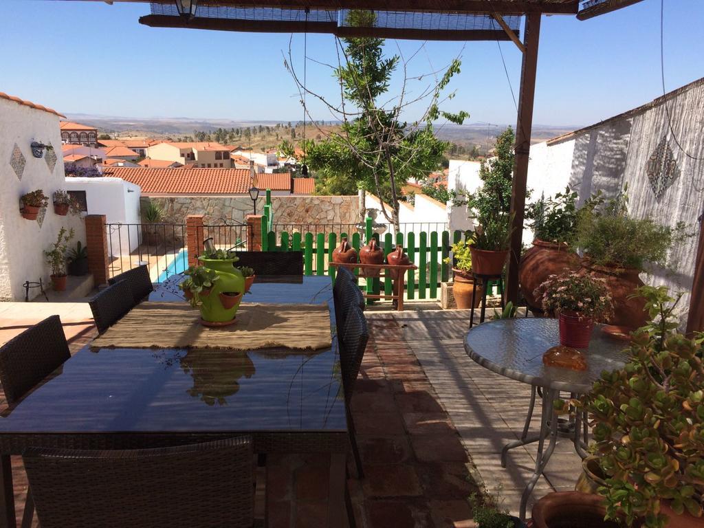 Casa Rural Tita Sacramento Hornachos ภายนอก รูปภาพ