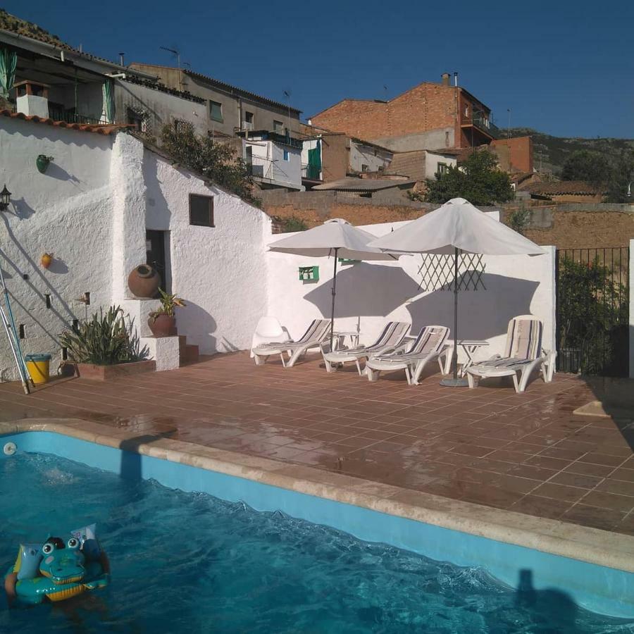 Casa Rural Tita Sacramento Hornachos ภายนอก รูปภาพ